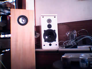 [New and old 47 Labs standard monitor speakers. Watch for idiosyncratic stress-free wiring resistors), Yoshida (amplifier wiring) from left to right]