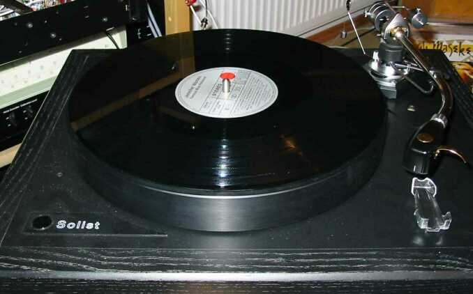 [Solist turntable, SME3009R 