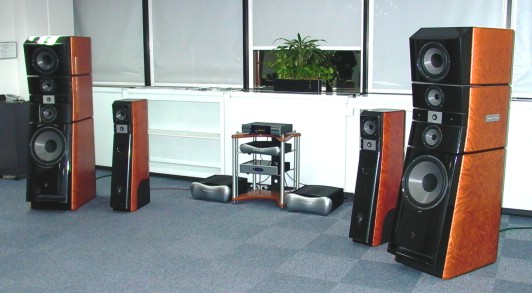 [Sala Milano HiEnd 2005]
