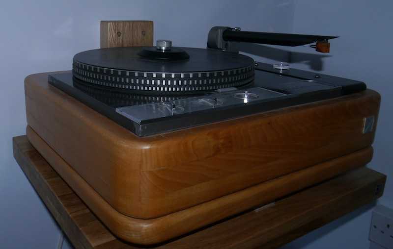 [Il Garrard 401 con il The Wand e la Benz Micro Wood]