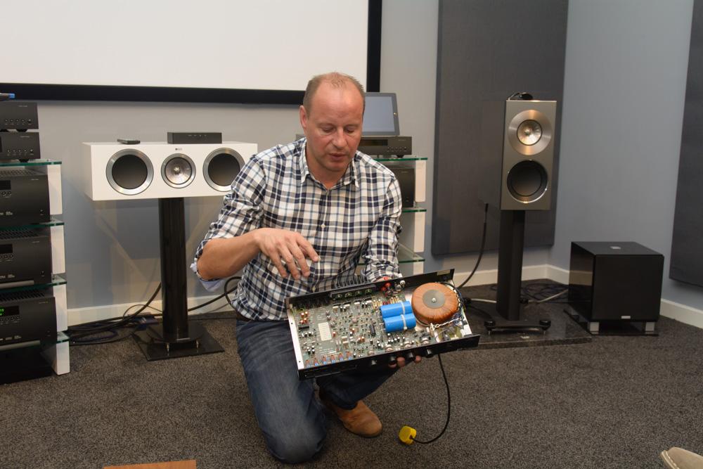 [Andy Moore con l'A&R A60]