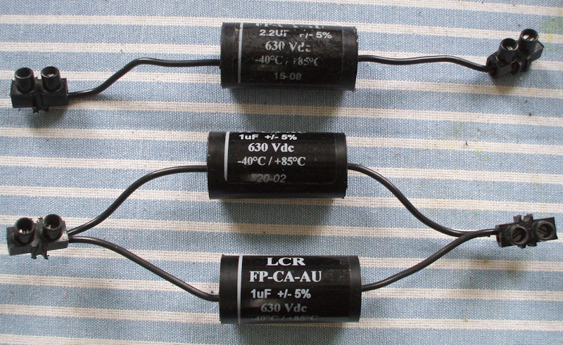 [Parallelling Capacitors]