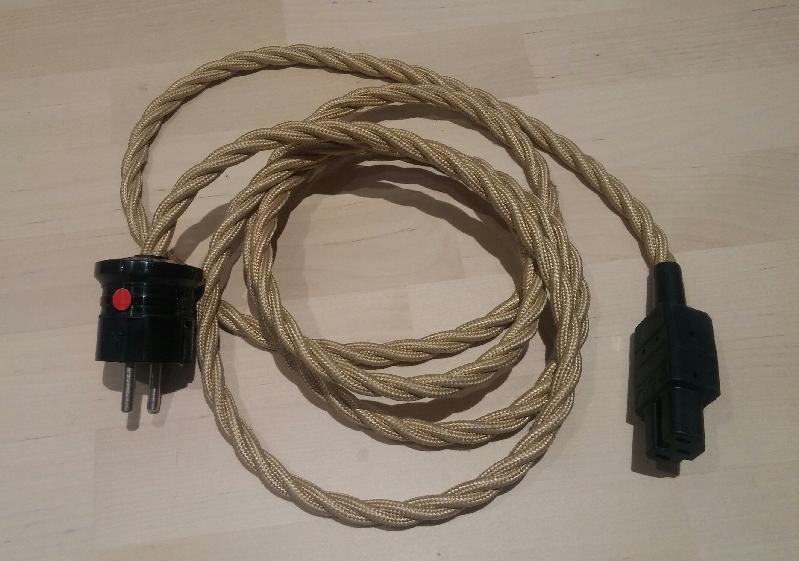 [Cavo autocostruito con cavo Leroy Marlin]