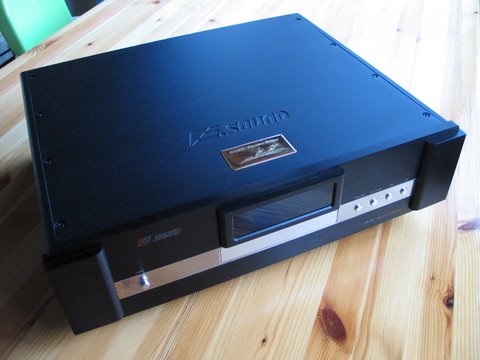 [ESound CD-E5 SE - left view]