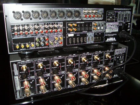 NAD M17V2 + M27 - pannelli posteriori