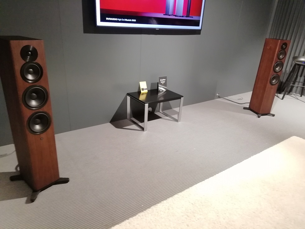 Dynaudio - Focus demo