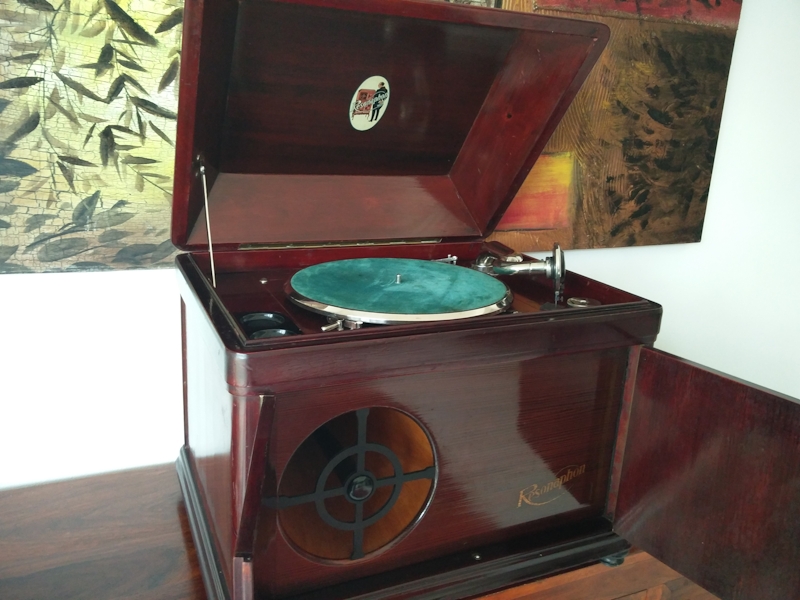 [Resonaphon gramophone]