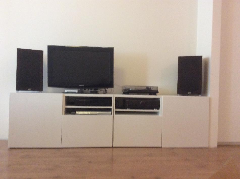 [Sala d'ascolto]