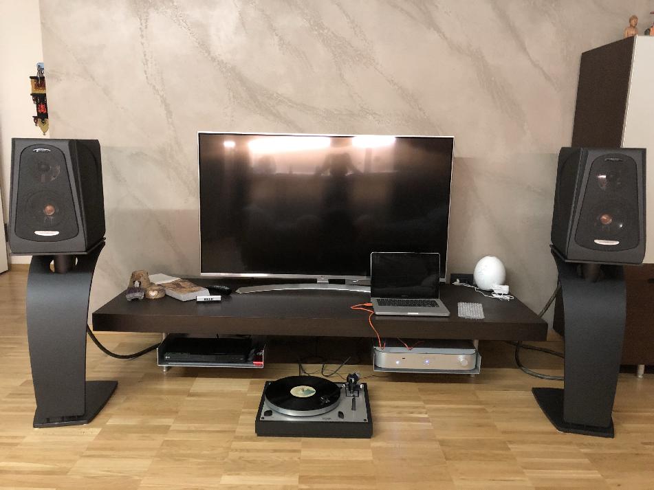 [Sala d'ascolto]