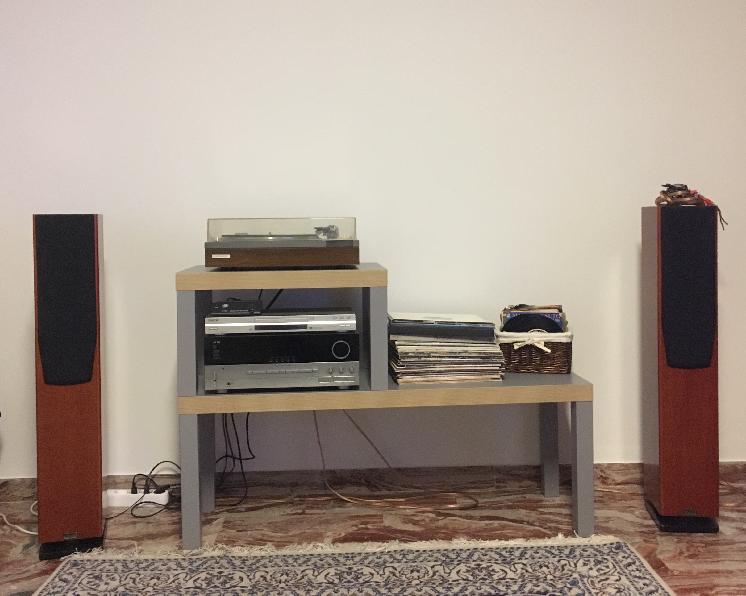 [Sala d'ascolto]