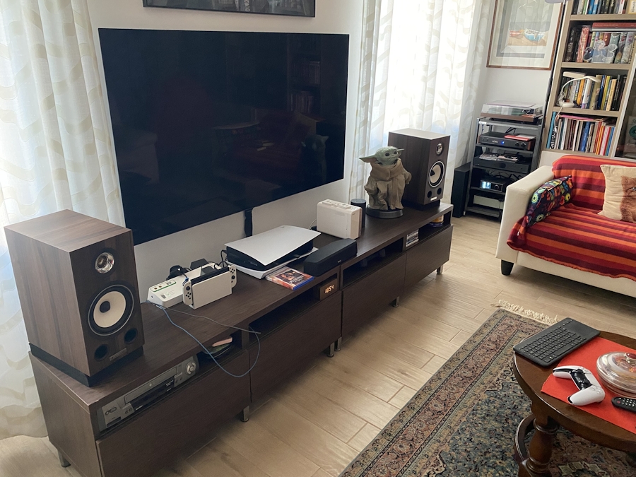 [Sala d'ascolto]