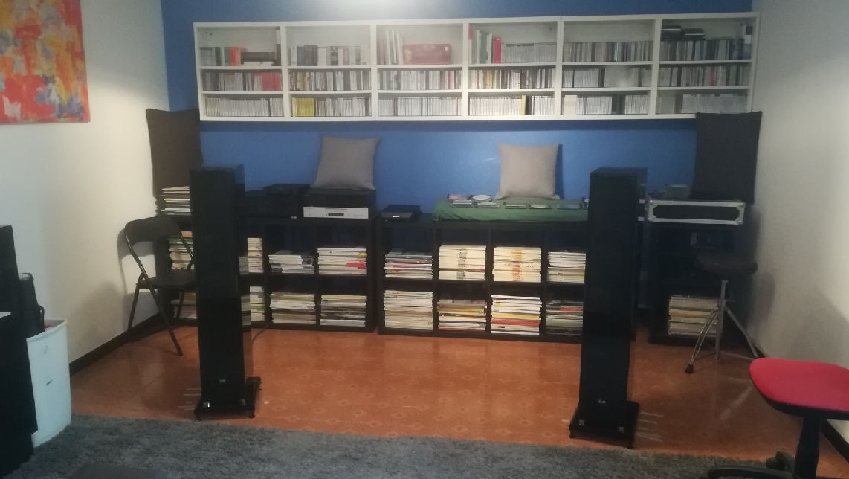 [Sala d'ascolto]