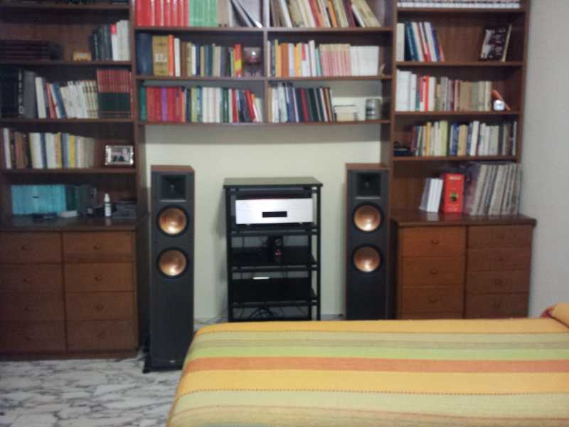 [Sala d'ascolto]