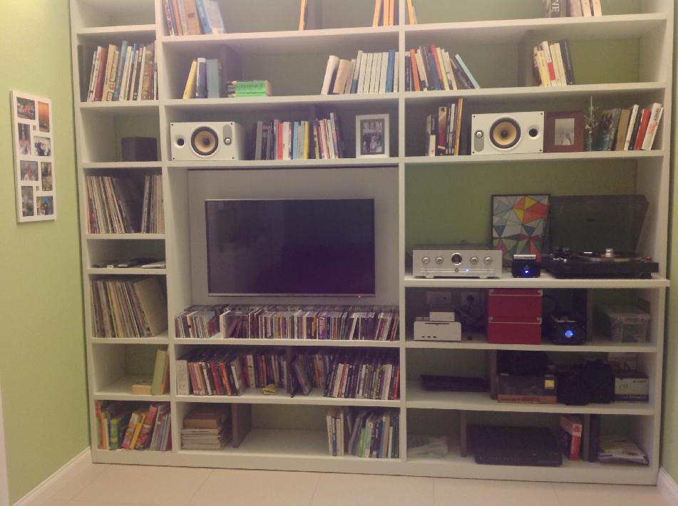 [Parete attrezzata HiFi]