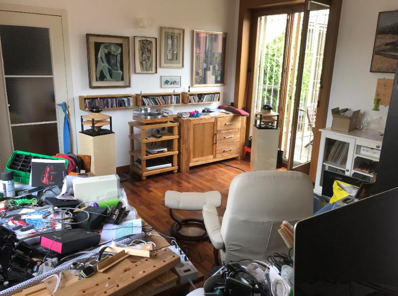 [Sala d'ascolto]