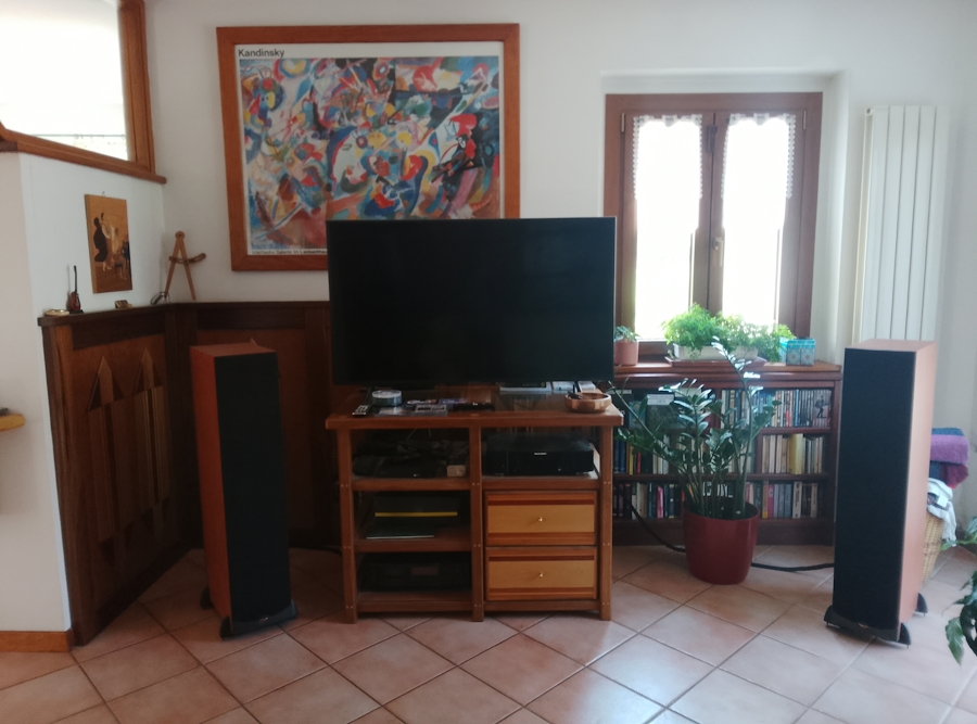 [Sala d'ascolto]