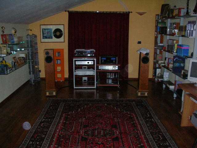 [Sala d'ascolto]