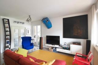[Sala d'ascolto]
