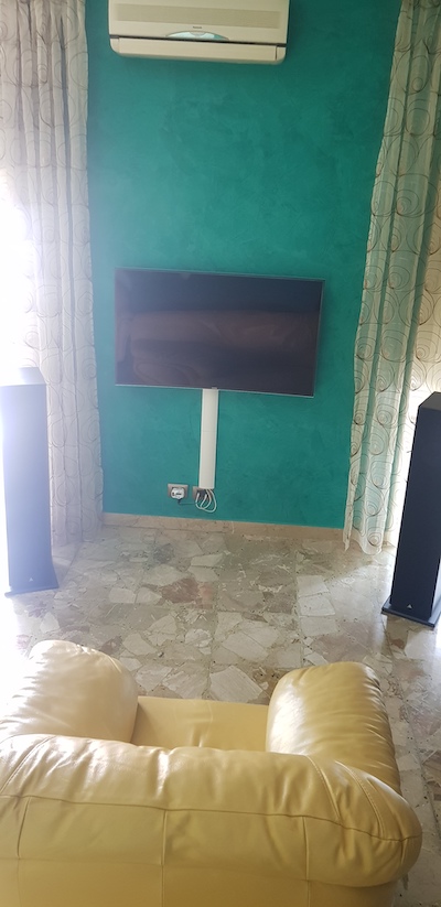 [Sala d'ascolto]