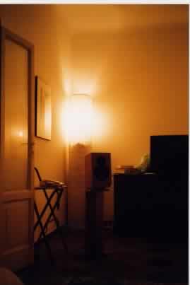 [TNT Stylos Plus by Night]