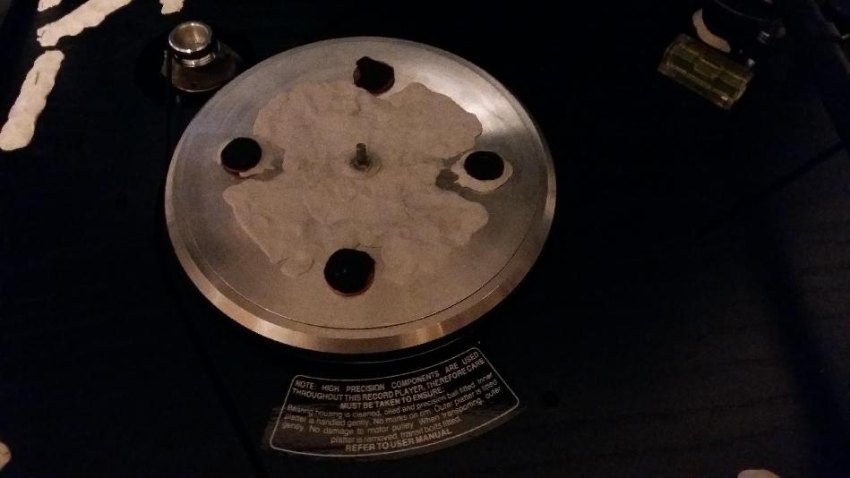 [Roksan Xerses]