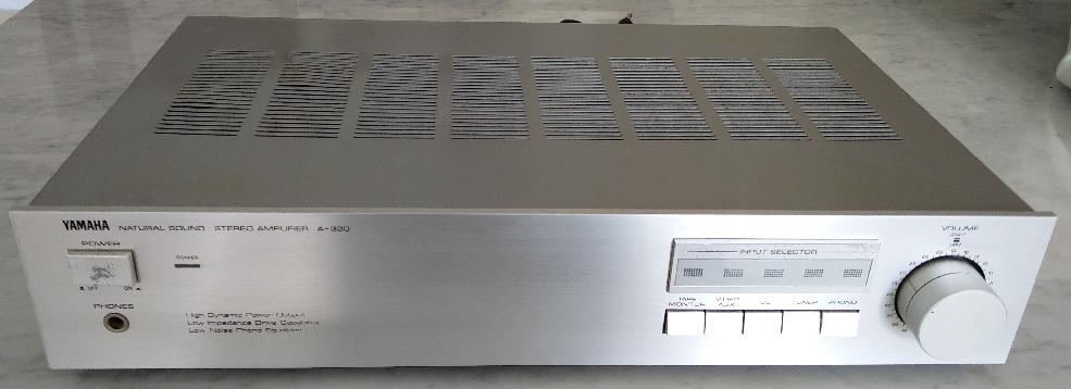 [Yamaha A320 - vintage audiophile amplifier]