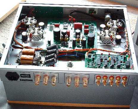 [Cyber100s rear inside]
