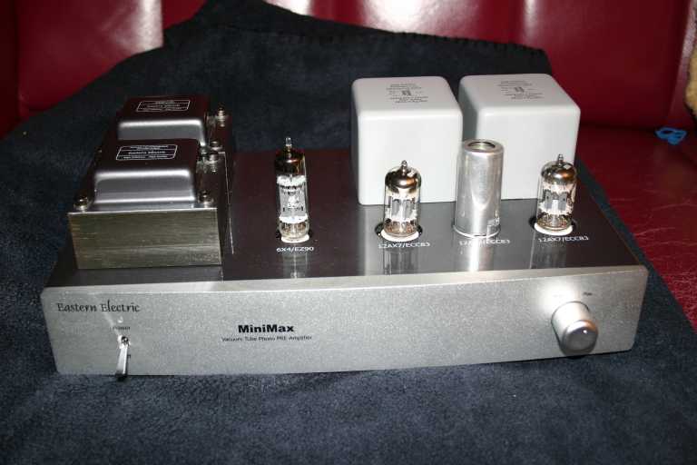 [MiniMax Phono Front]