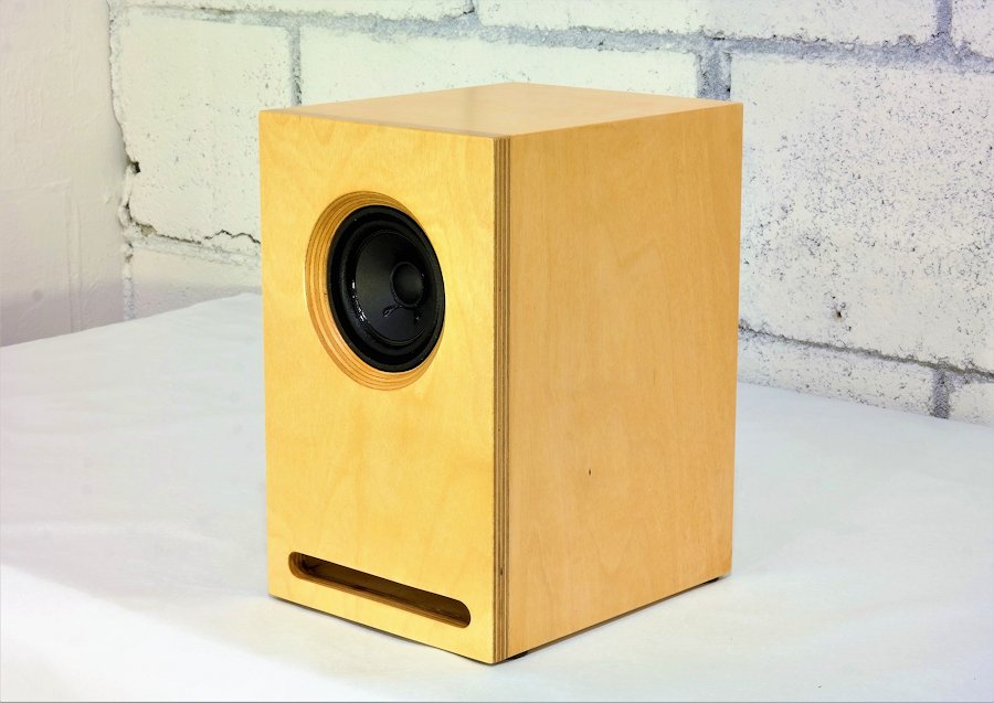 [Arche Audio FR2 Desktop Speakers front]