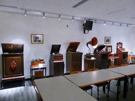 [rare phonographs]
