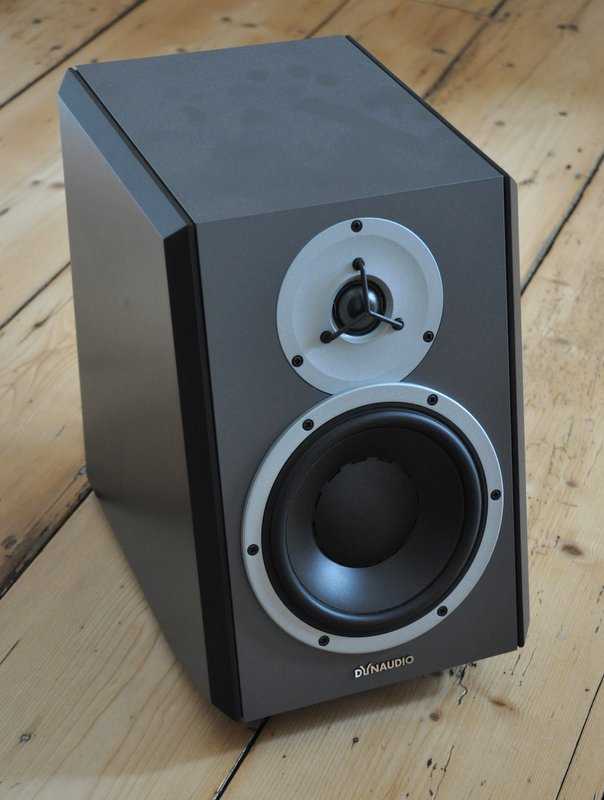 Dynaudio DBM50 active speakers -