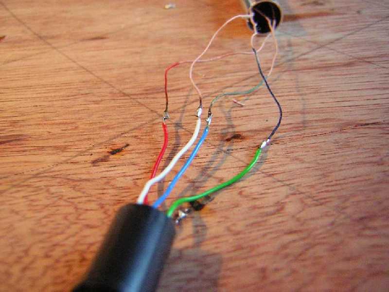 [Attaching new wiring to headshell plug]