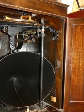 [Edisonic Schubert interior workings]