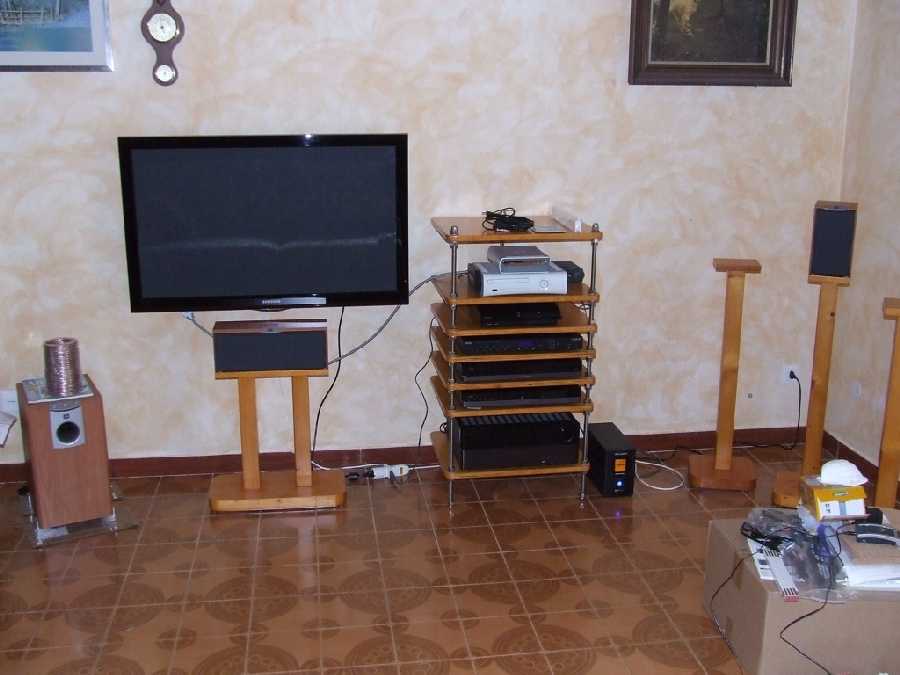 [Flexy e stands per diffusori]