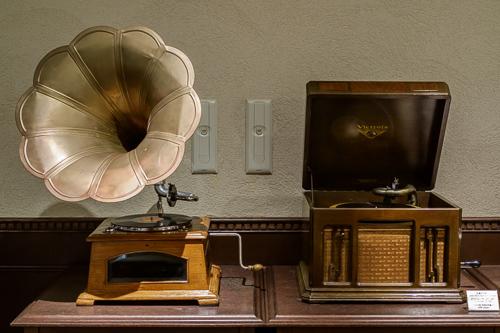 [Fonografi esposti al museo di Kanazawa]