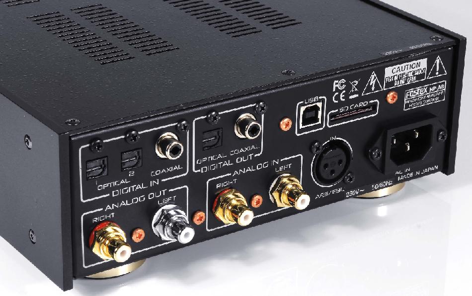 [Fostex HP-A8C DAC rear panel]