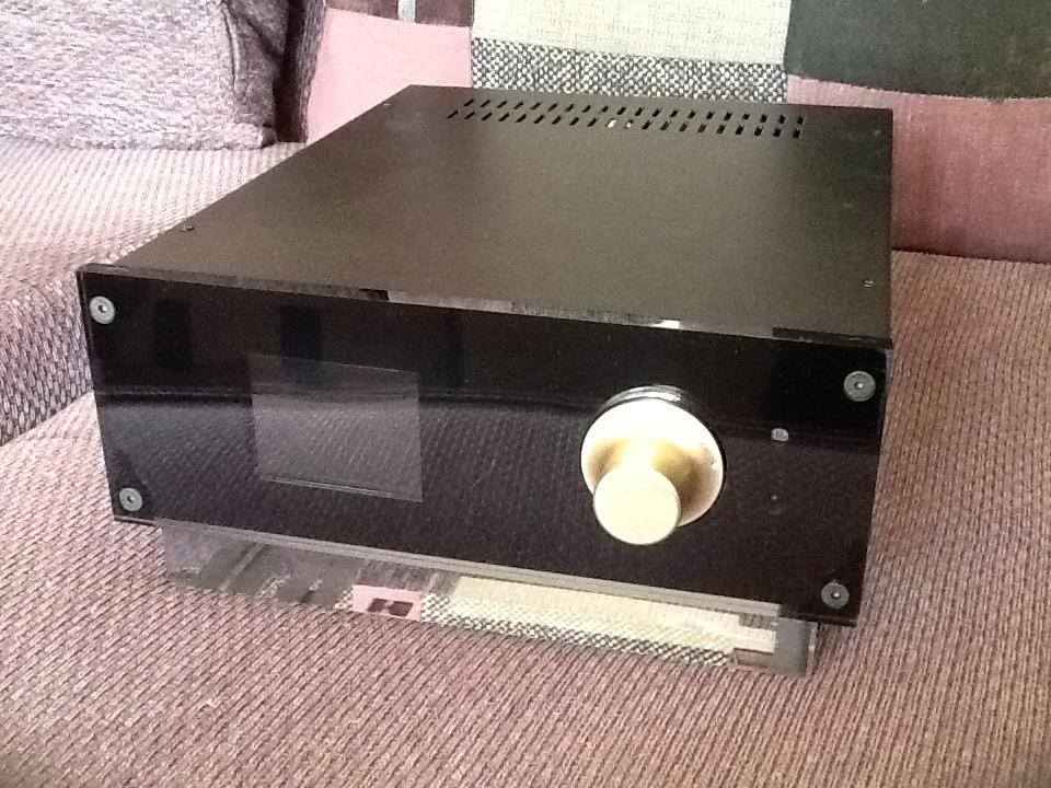 [icOn TVC passive preamp - front view]