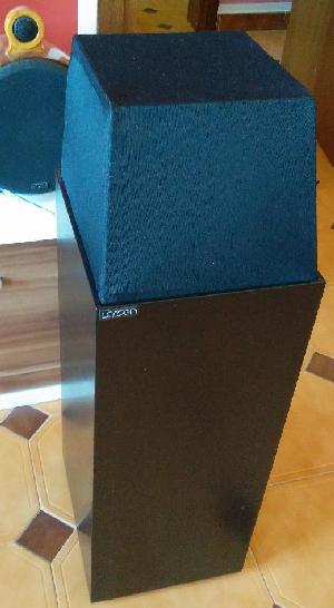 [Larsen 4.2 loudspeakers]