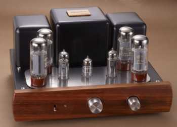 [Yarland M34 (shown here with EL34 valves)]