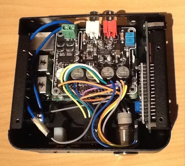 [Inside the Mambo Media HiFi Player]