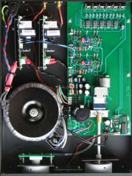 [The interior of the the Monrio MJ amplifier]