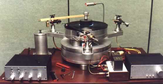 [Morsiani turntable and arm]