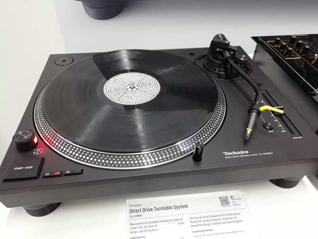 Technics SL-1210 Mk7