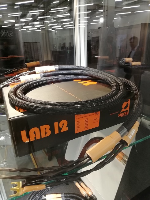 Lab12 - speakers cable