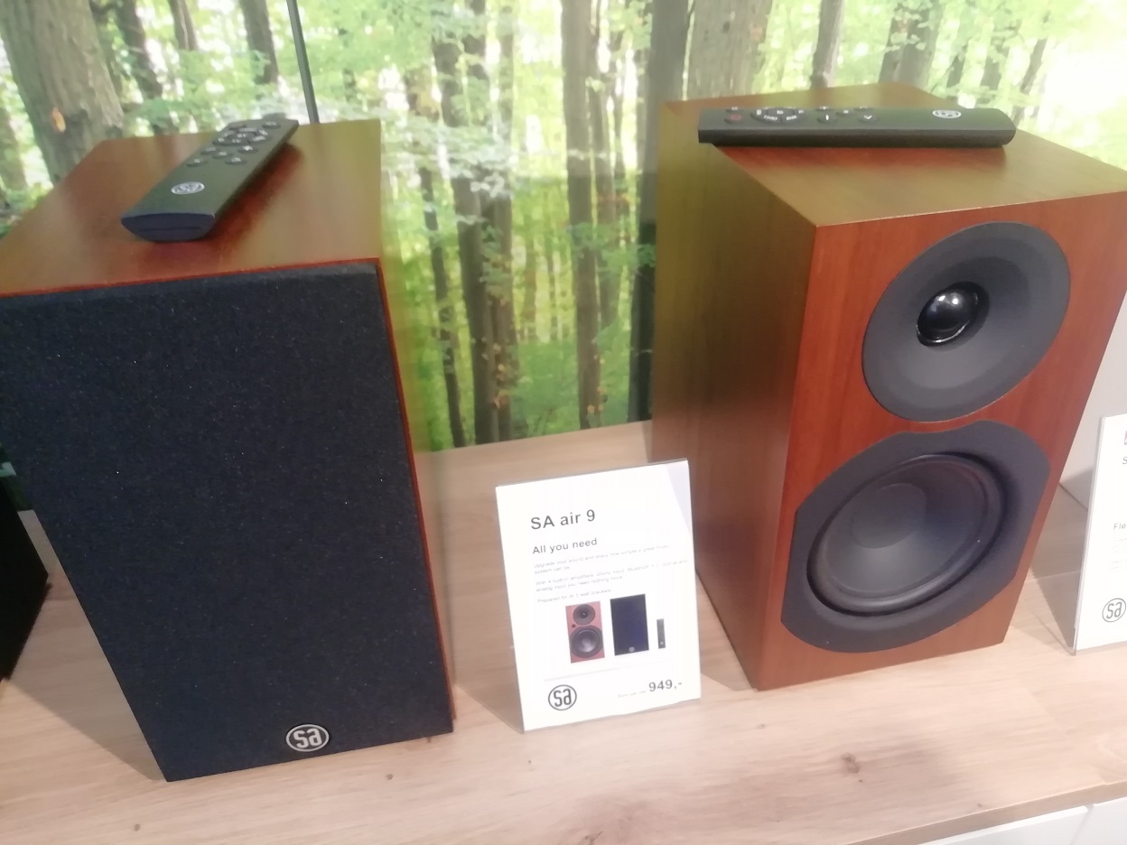 Q ACOUSTICS M 20