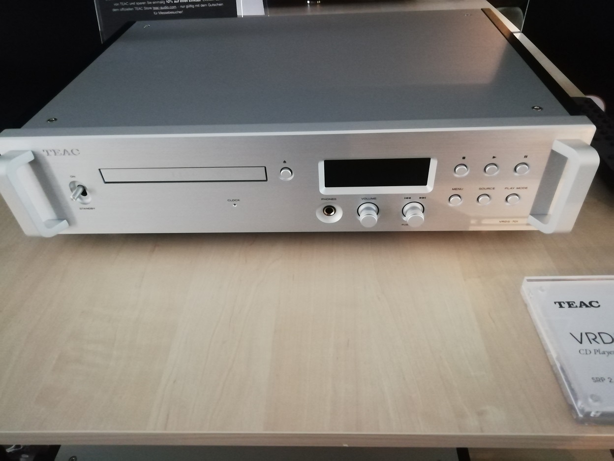 TEAC VRDS-701