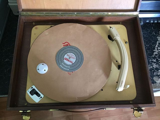[Old Thorens turntable] width=