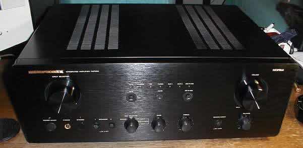 [Integrated Amplifier Marantz PM7000]