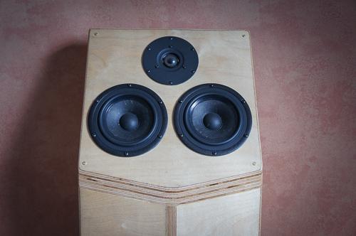 [RMB 22/3 Loudspeaker]