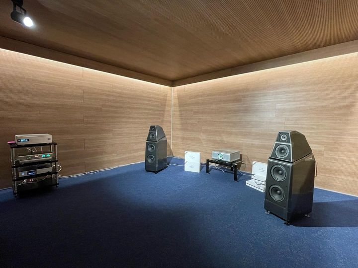[Sala d'ascolto]